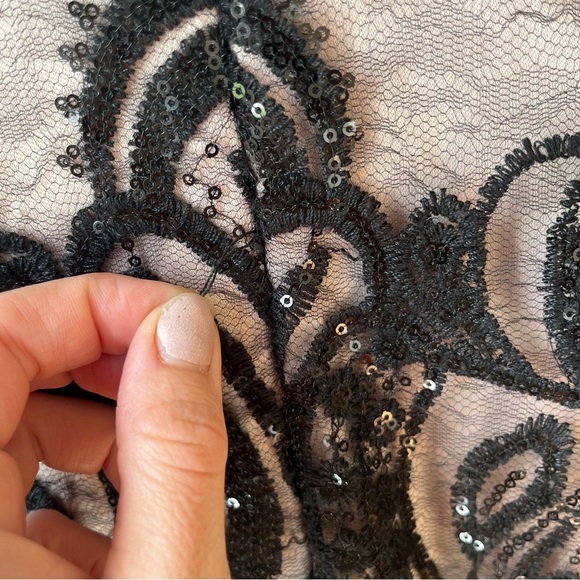 Mystic Los Angeles Nude Lined Black Sequin Lace Sheath Dress Size L - Picture 11 of 11